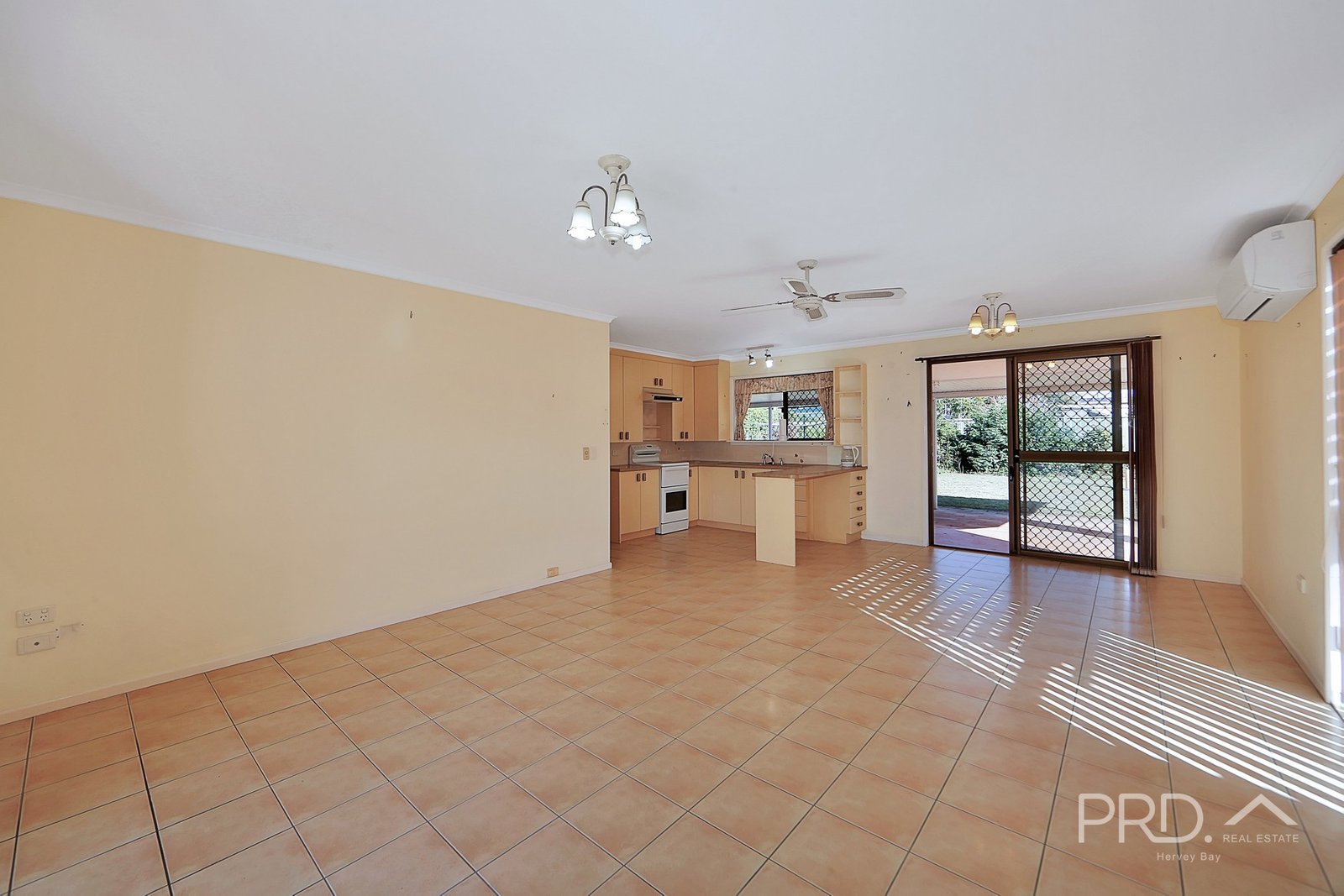 6 Pebble Court TORQUAY 10