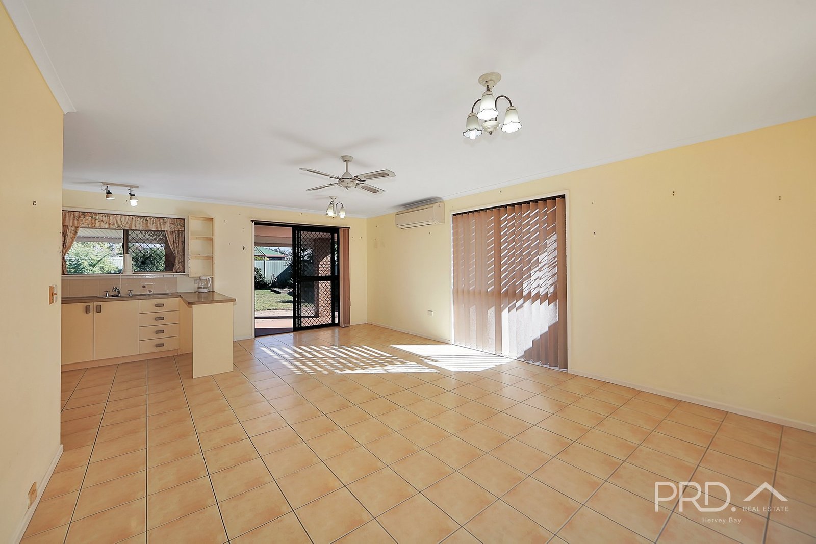 6 Pebble Court TORQUAY 11