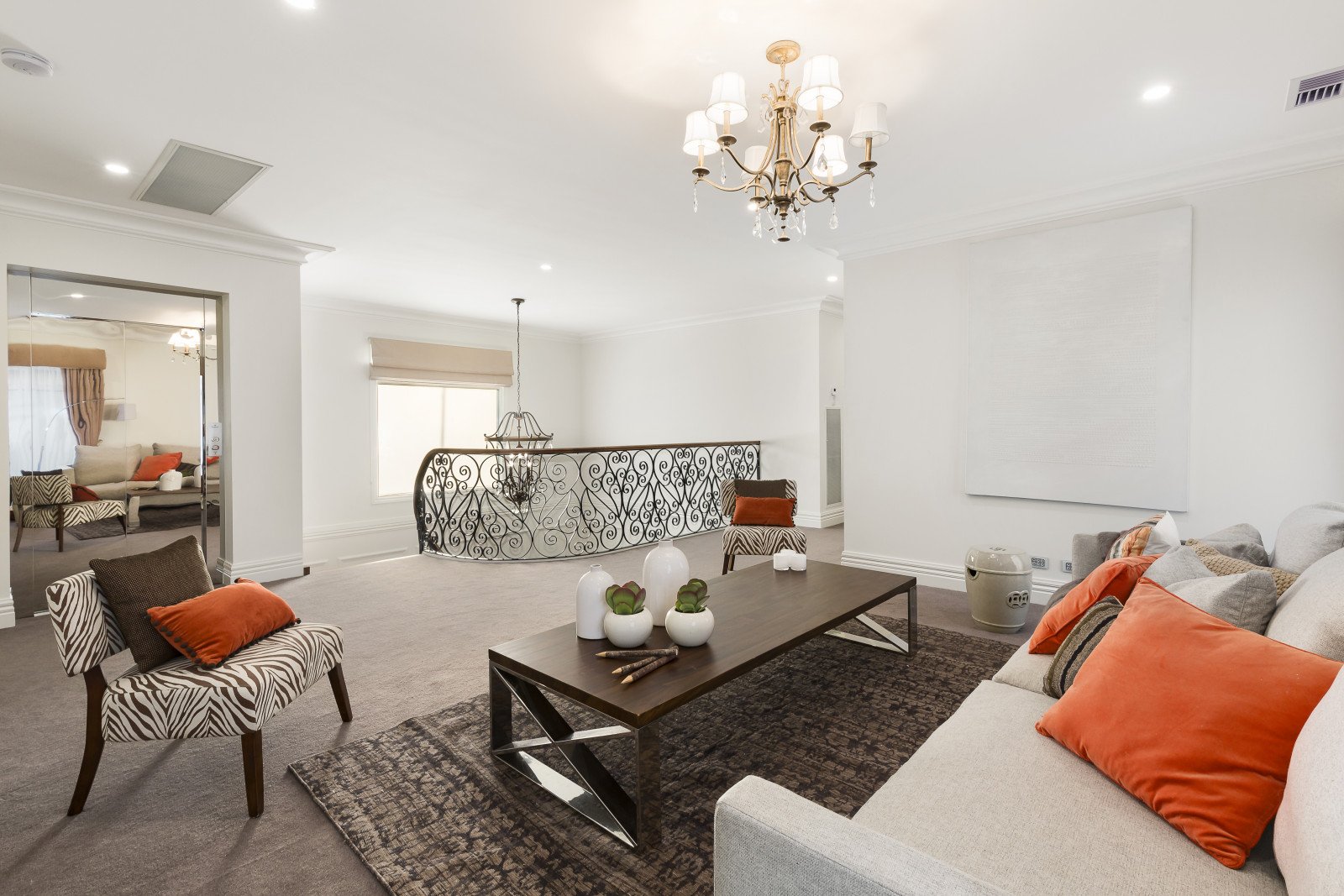 Real Estate and Property in 6 Pelham Place, Balwyn, VIC