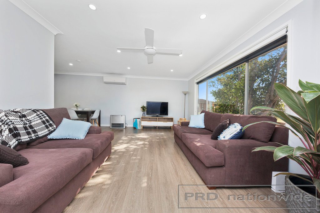 6 Pepler Place THORNTON 2