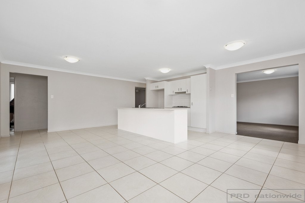 6 Peridot Street RUTHERFORD 8