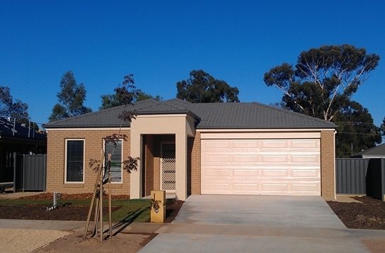 6 Perry Lane EPSOM 1