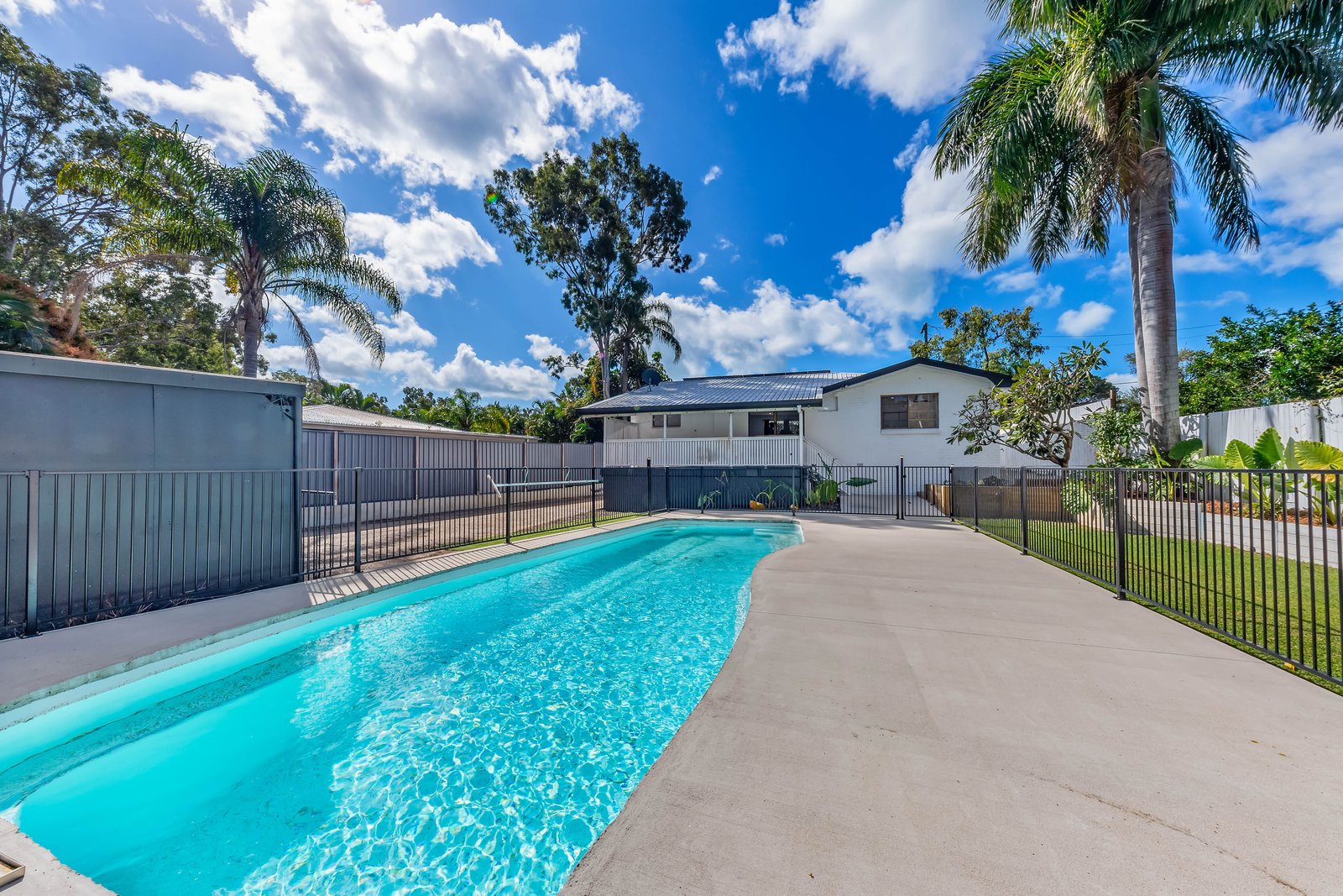 6 Picaninni Close CANNONVALE 1