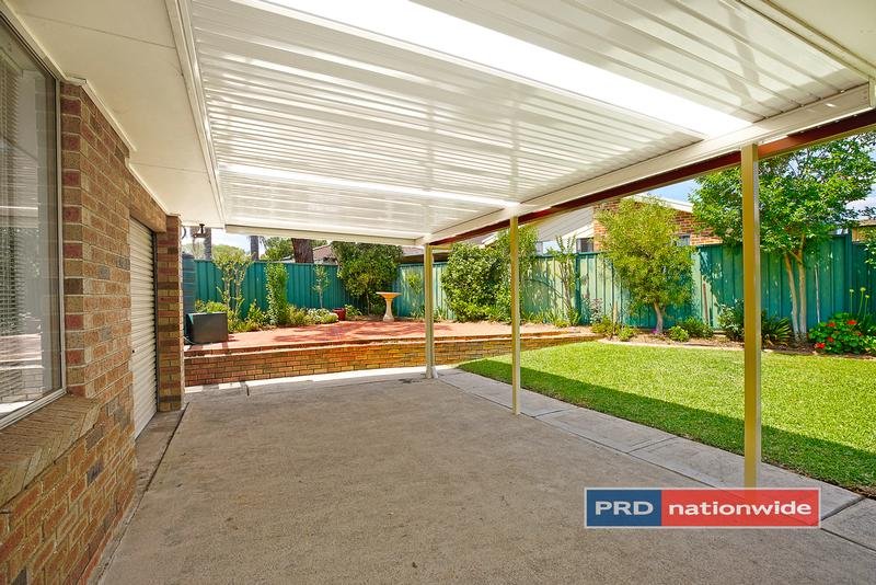 6 Picnic Place CLAREMONT MEADOWS 11