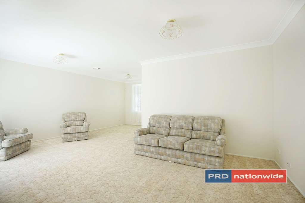 6 Picnic Place CLAREMONT MEADOWS 10