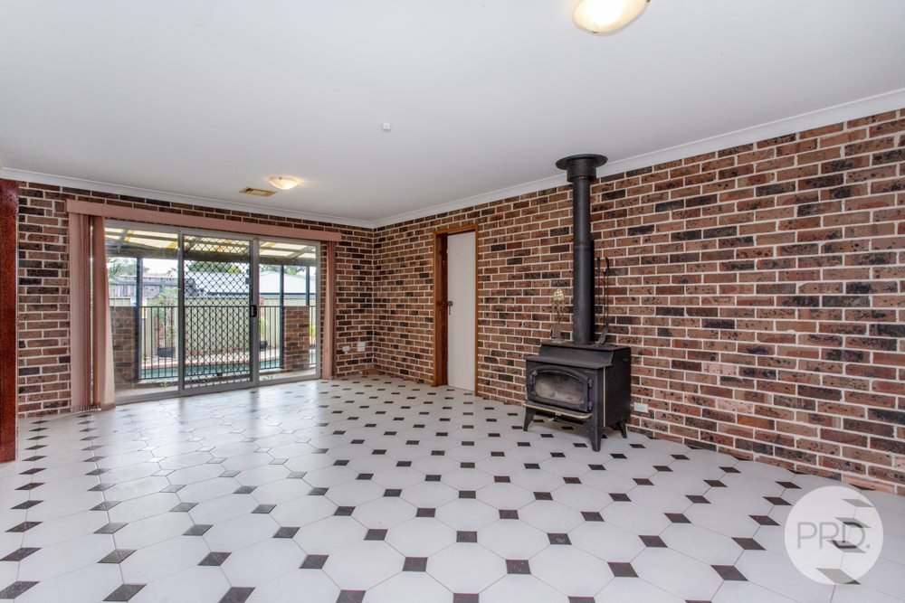 6 Pinto Place ST CLAIR 8