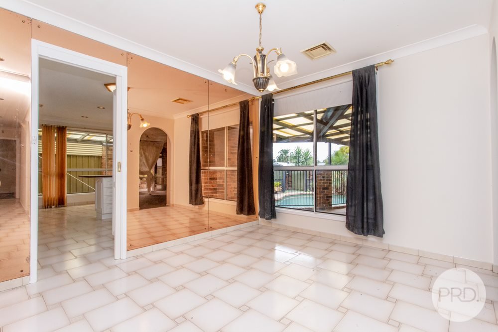 6 Pinto Place ST CLAIR 9