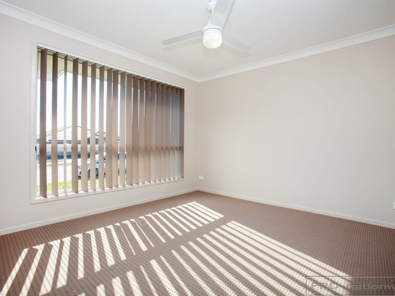 6 Plover Circuit ABERGLASSLYN 11