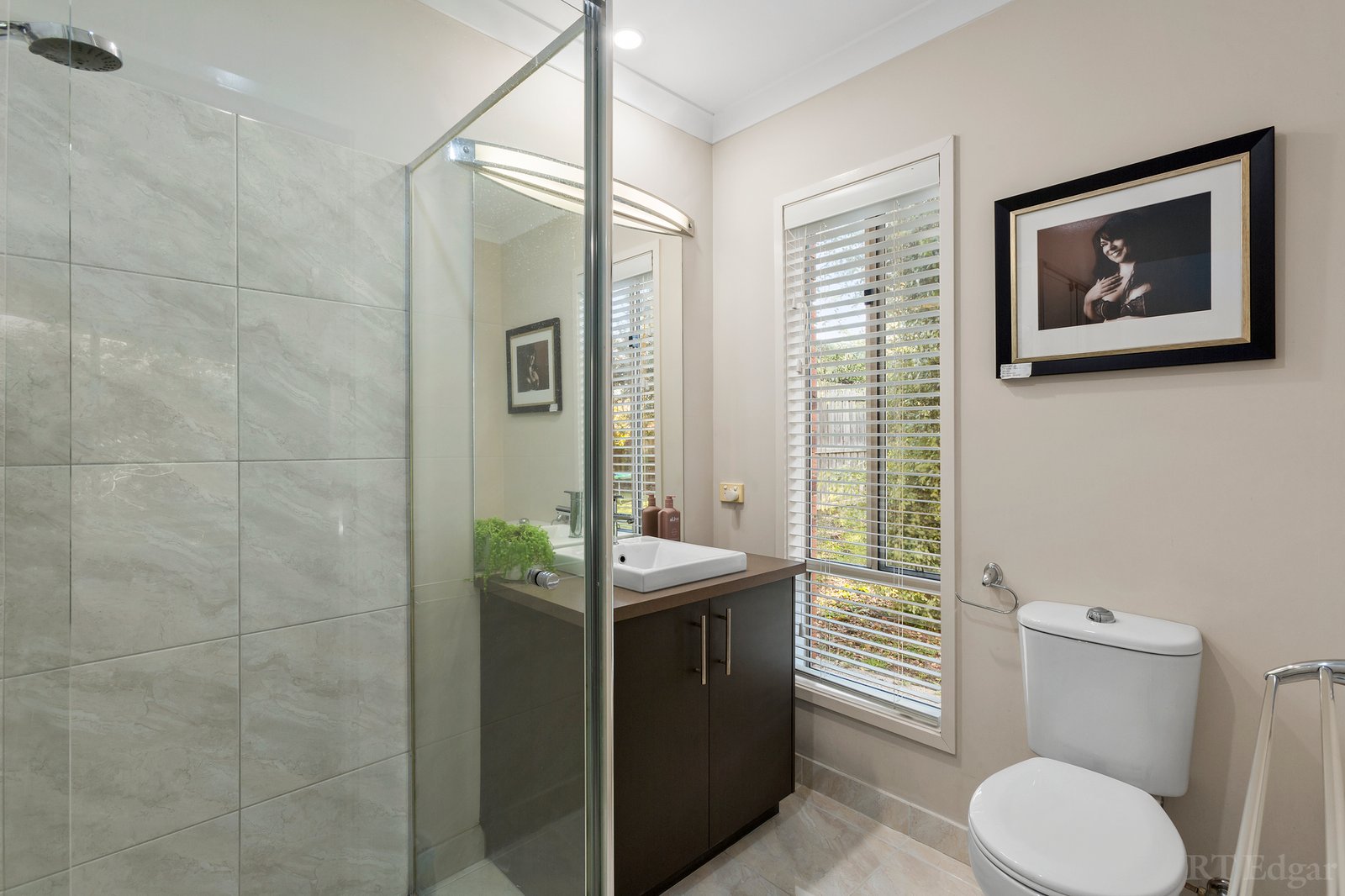 Real Estate and Property in 6 Pollard Drive, Leopold, VIC