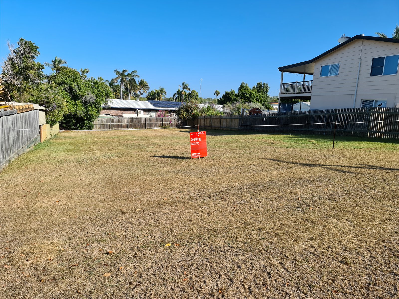 6 POLMAISE Street BOYNE ISLAND 2