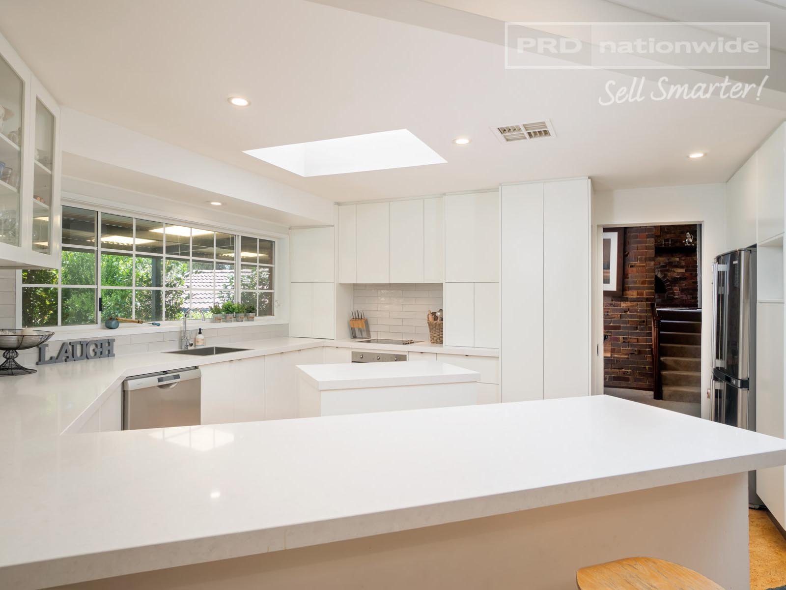 6 Poplar Road LAKE ALBERT 11