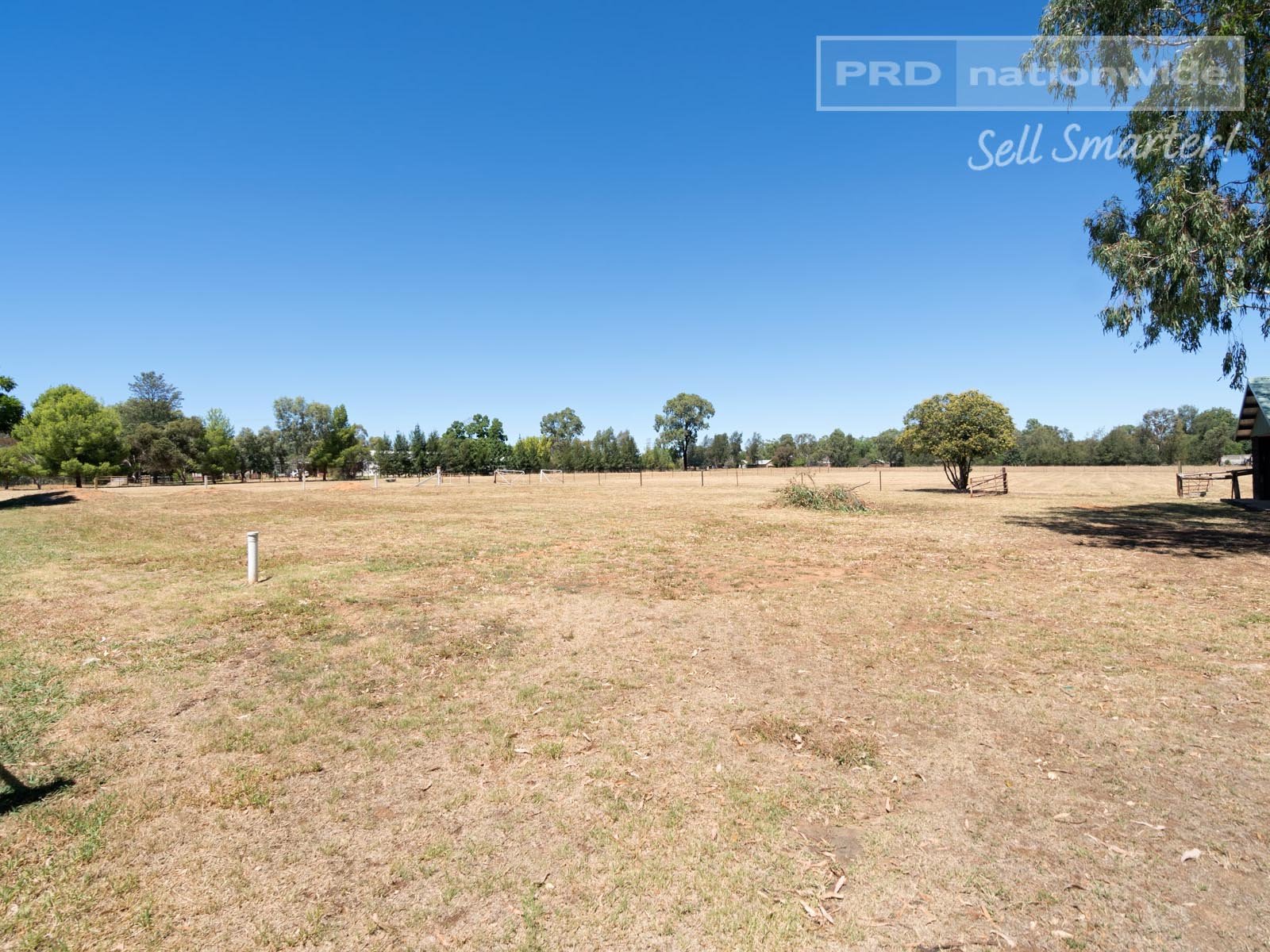 6 Poplar Road LAKE ALBERT 23