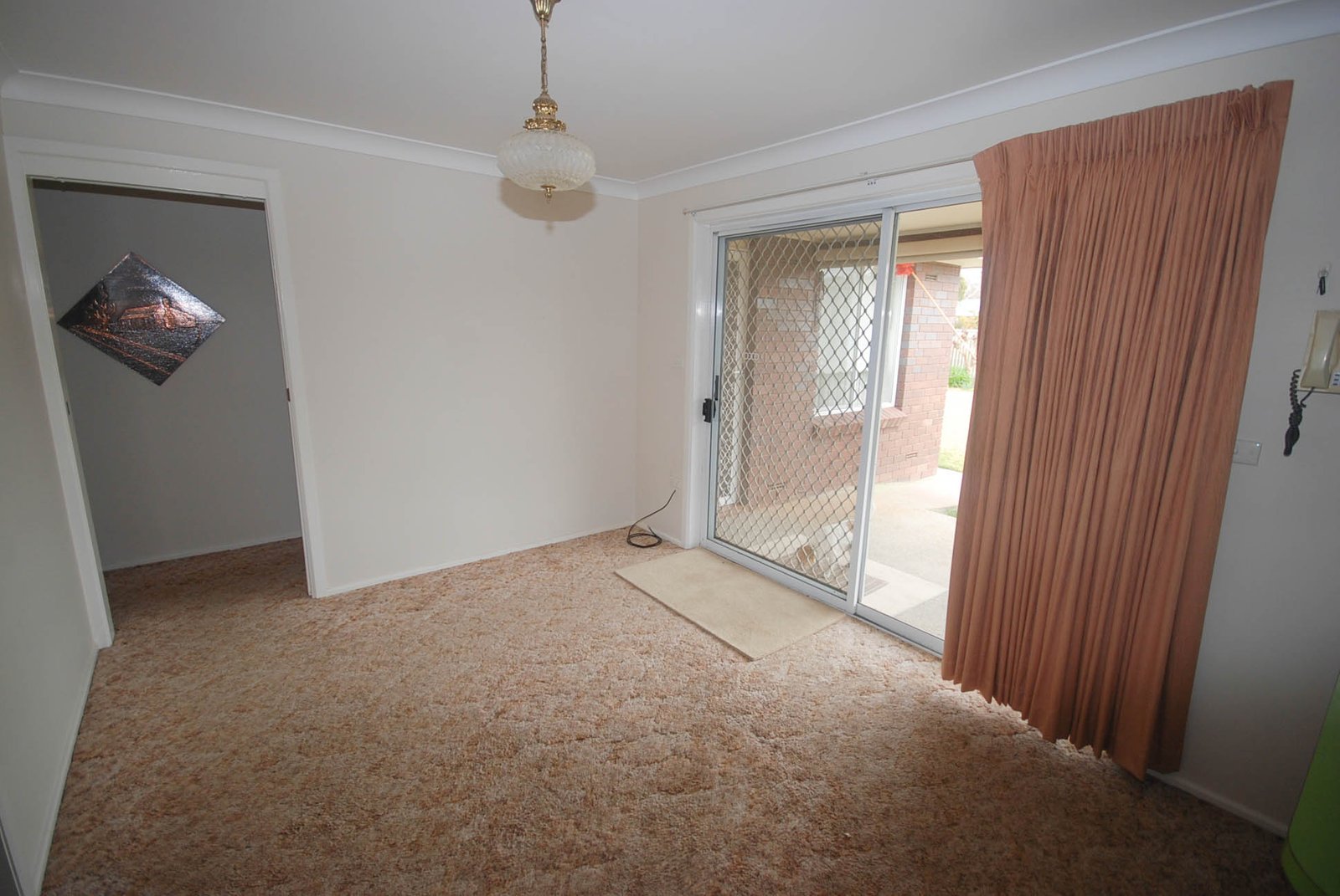 6 Power Street LAKE ALBERT 4