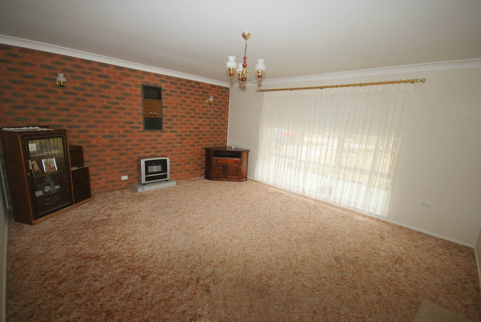 6 Power Street LAKE ALBERT 7