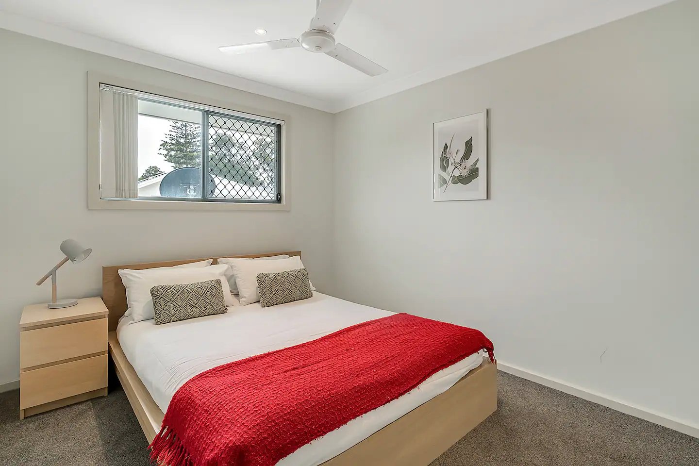 6 Primary Crescent NELSON BAY 12