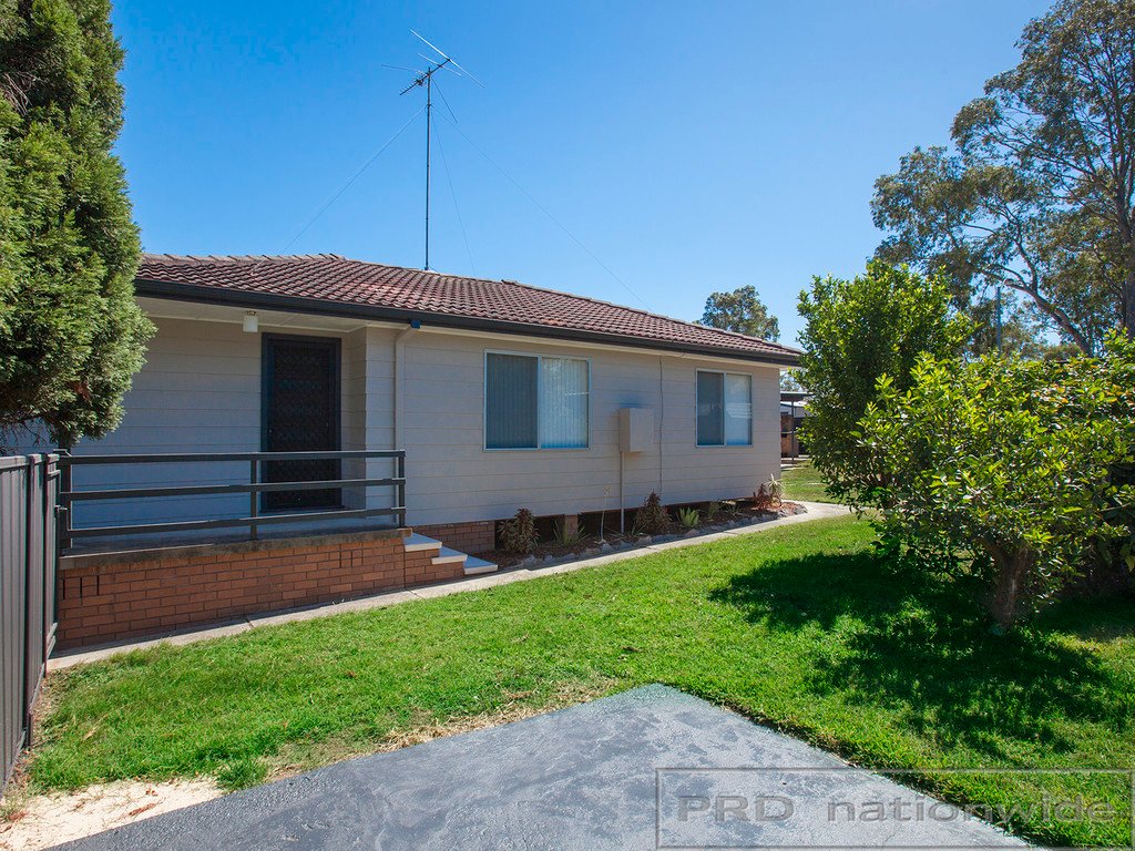 6 Purdom Close THORNTON 14
