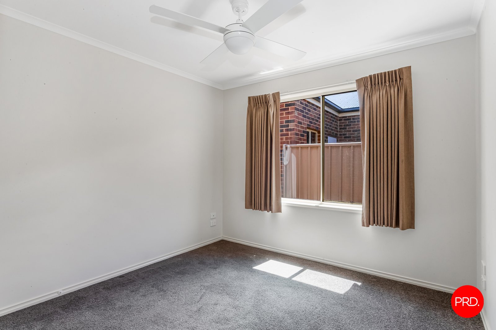 6 Queen St  KANGAROO FLAT 8