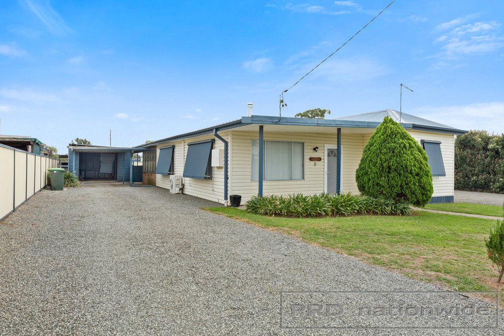 6 Racecourse Road CESSNOCK 2