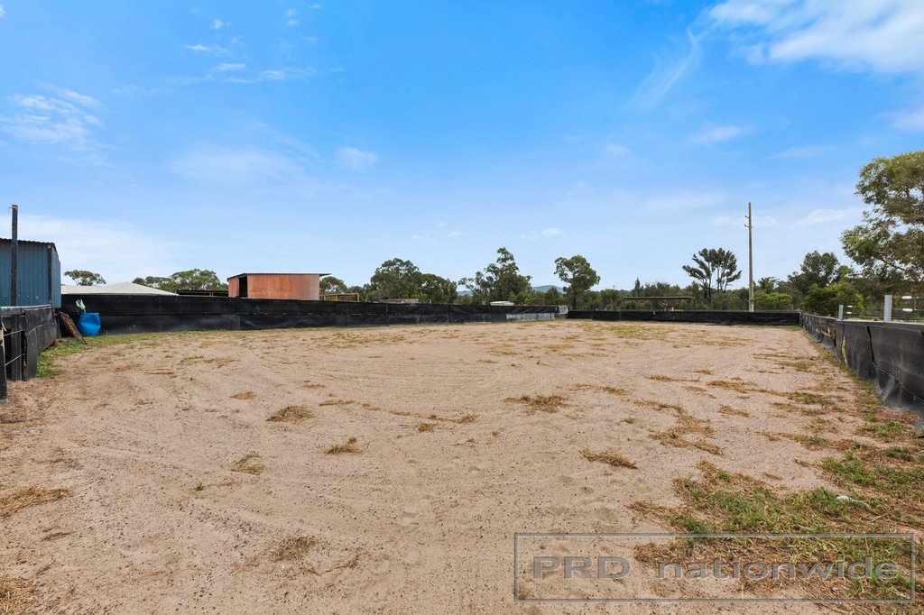 6 Racecourse Road CESSNOCK 12