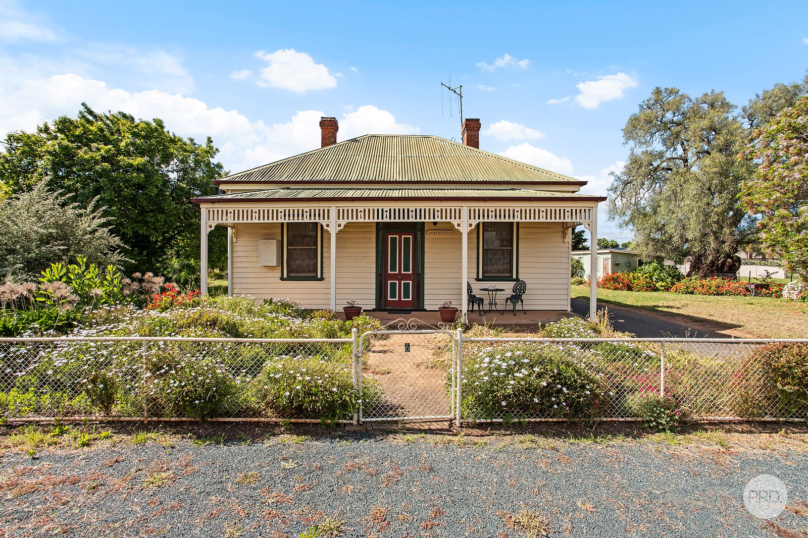 6 Railway Place South GOORNONG 1