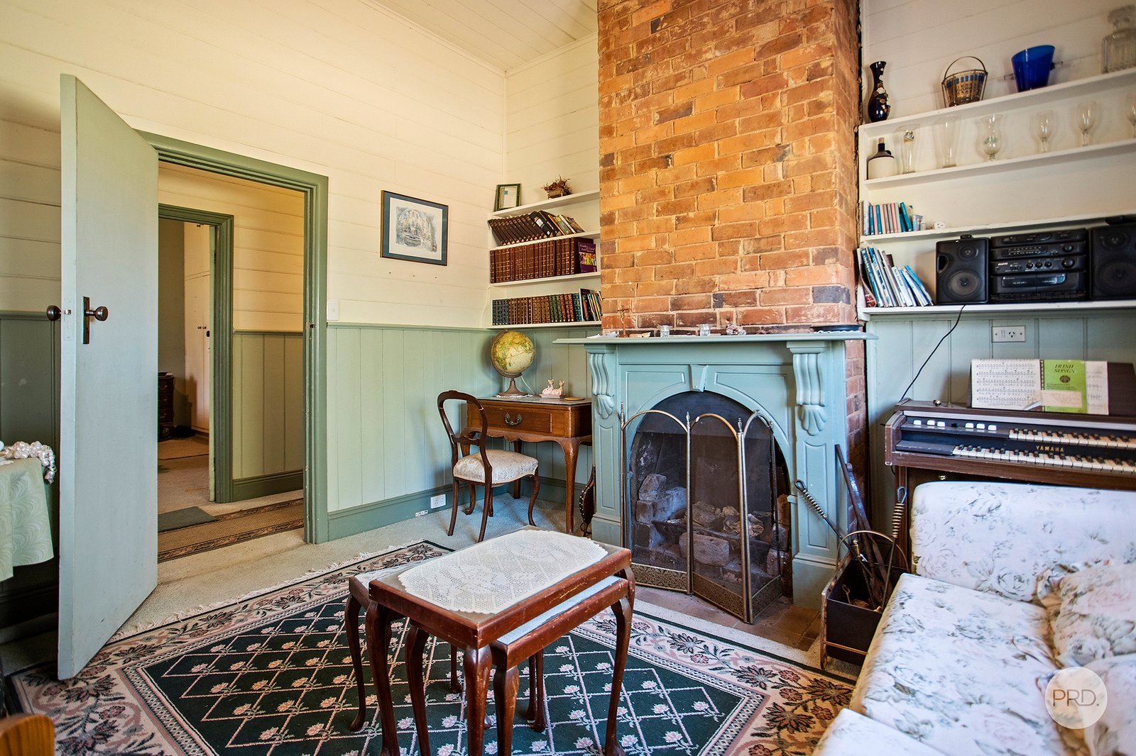 6 Railway Place South GOORNONG 3