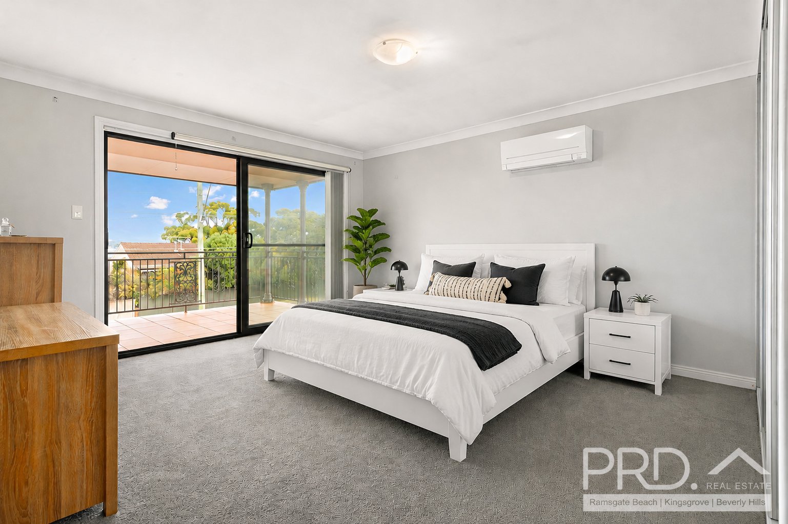 6 Ramsgate Road KOGARAH BAY 3