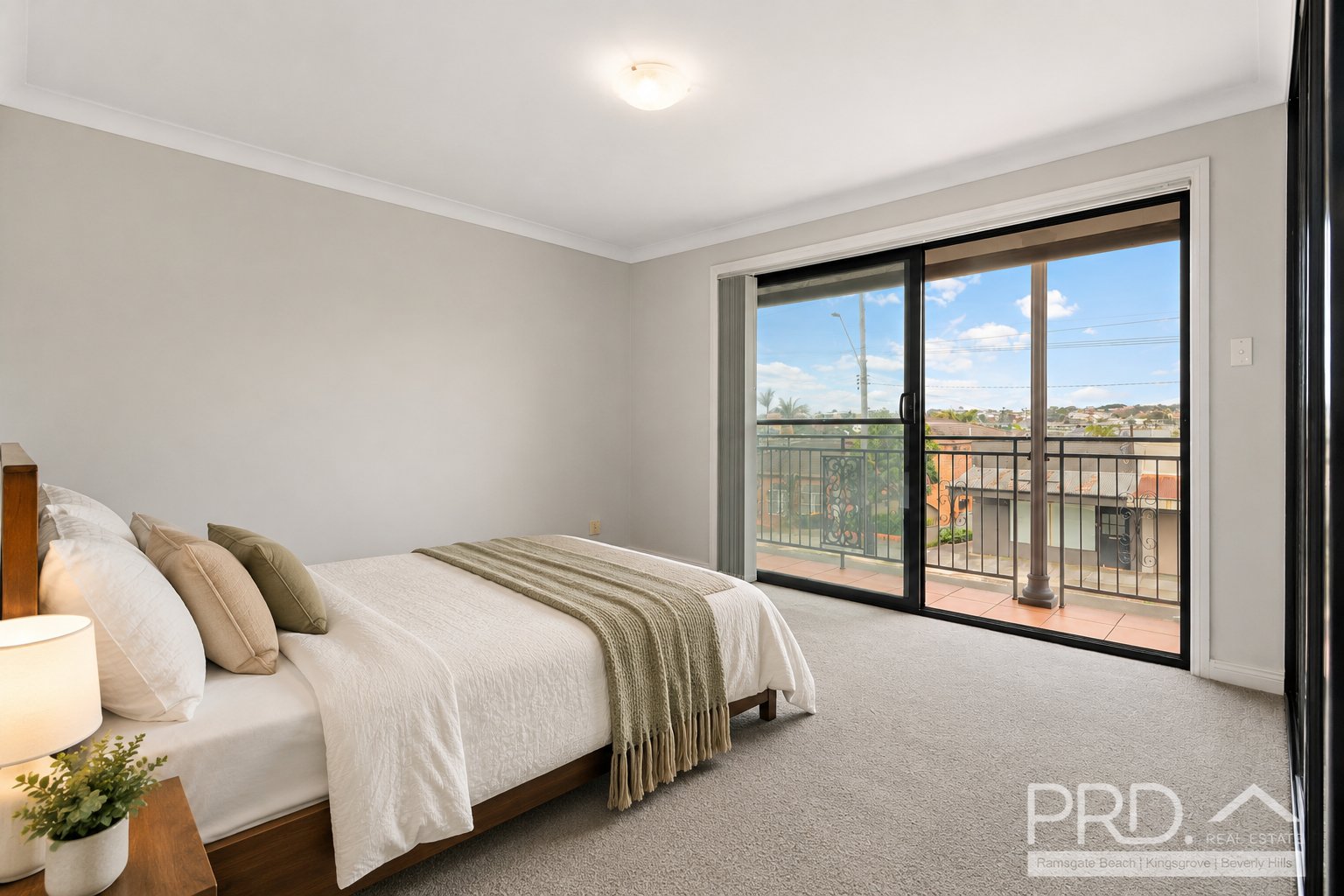6 Ramsgate Road KOGARAH BAY 6