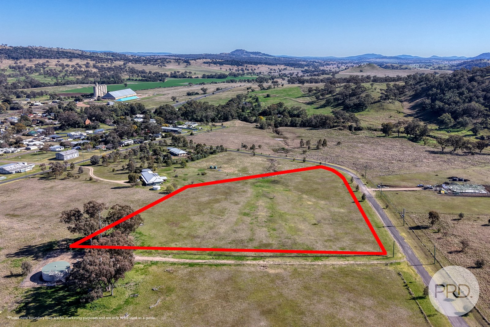 6 Raphie Howard Drive WILLOW TREE 1