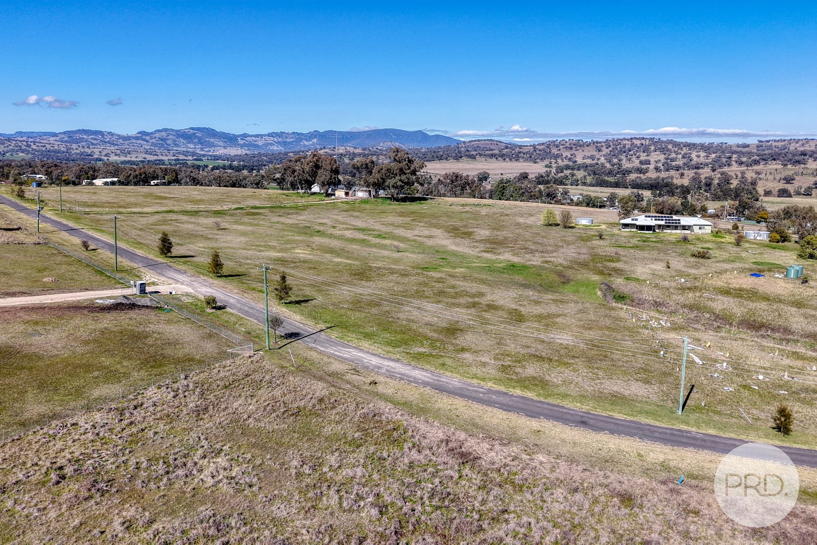 6 Raphie Howard Drive WILLOW TREE 5