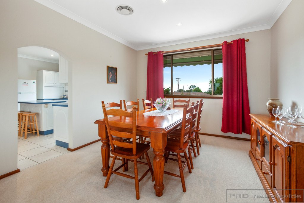 6 Rathluba Crescent EAST MAITLAND 5