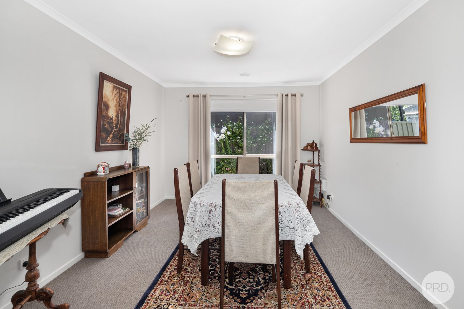 6 Rattray Court CANADIAN 8
