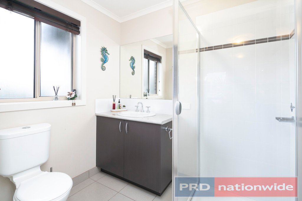 6 Rattray Court CANADIAN 5