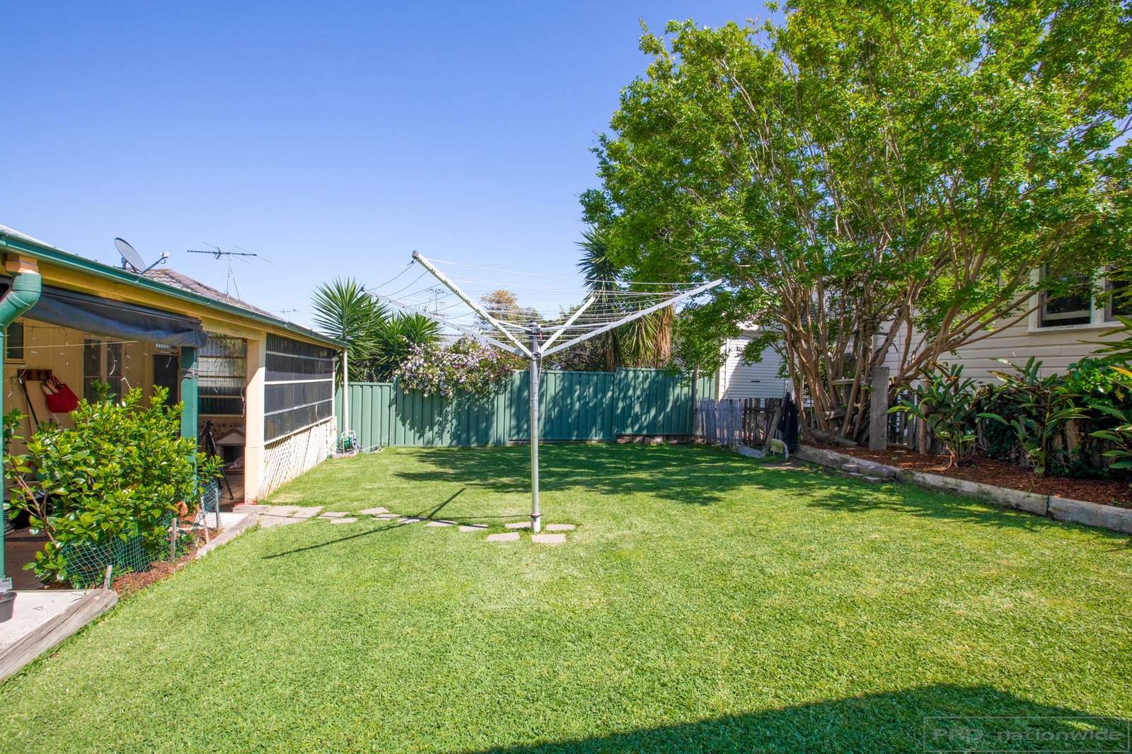 6 Raymond Terrace Road EAST MAITLAND 17