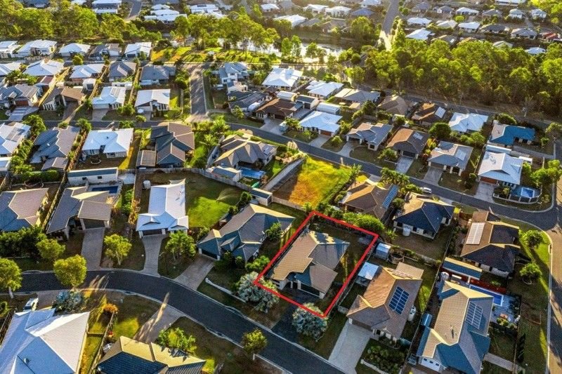 6 Redgum Drive KIRKWOOD 19