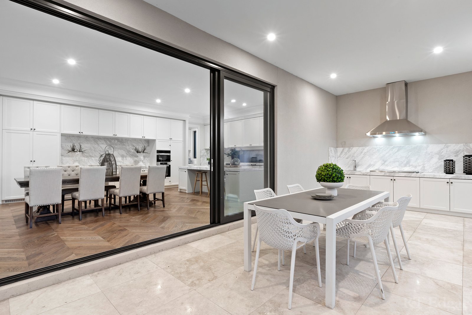 Real Estate and Property in 6 Renown Street, Balwyn North, VIC