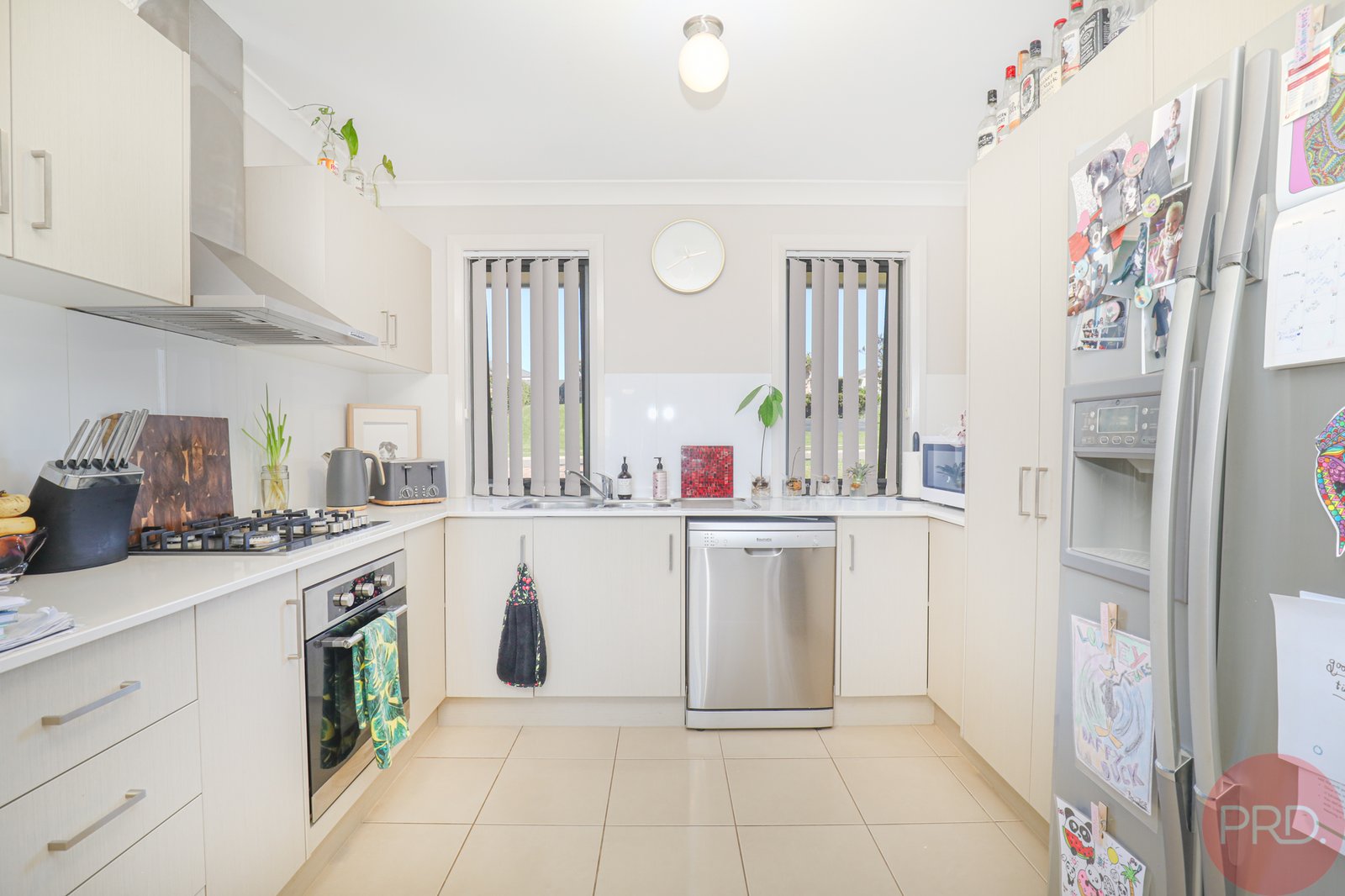 6 Reo Street LARGS 4