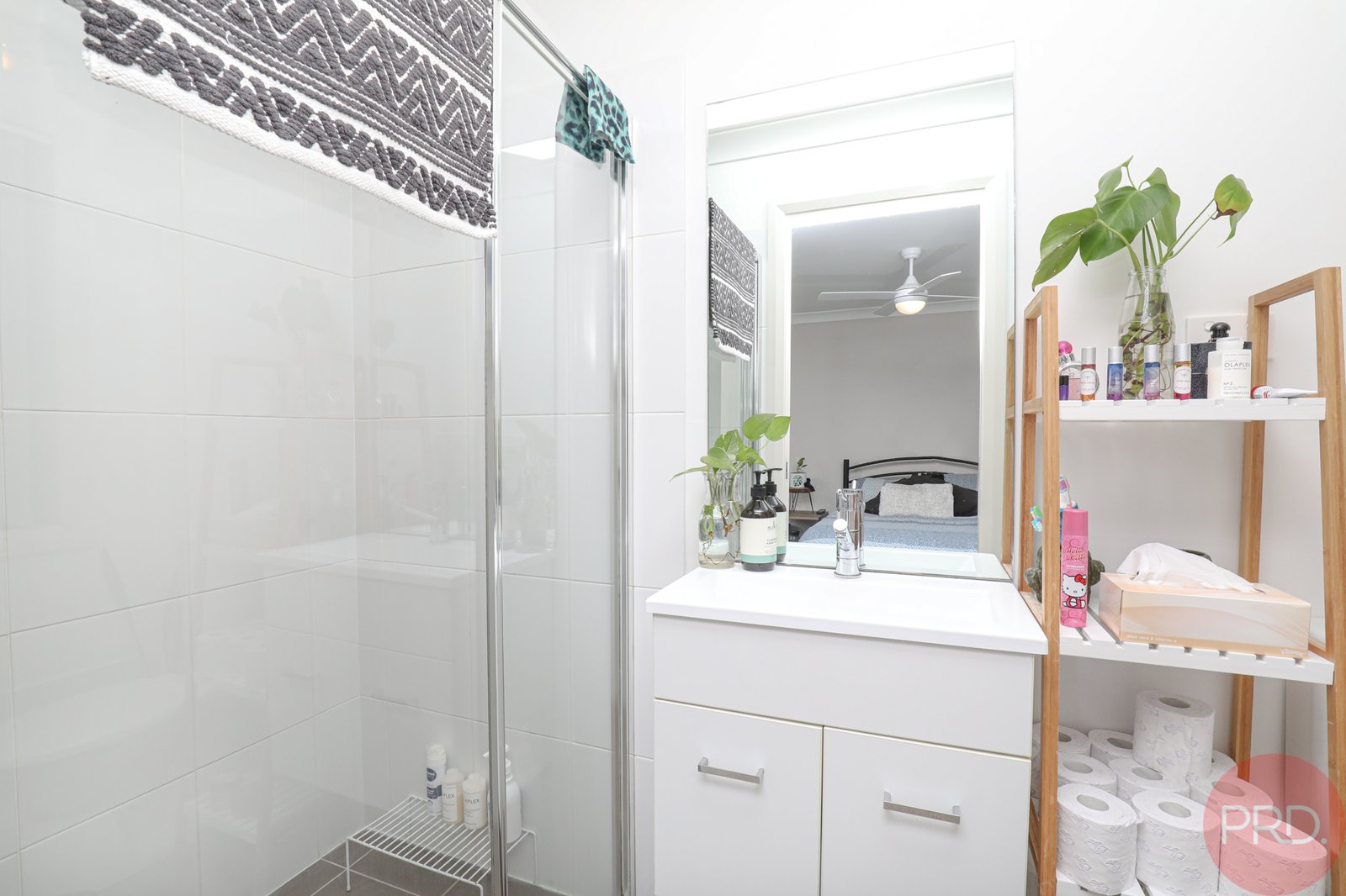 6 Reo Street LARGS 12