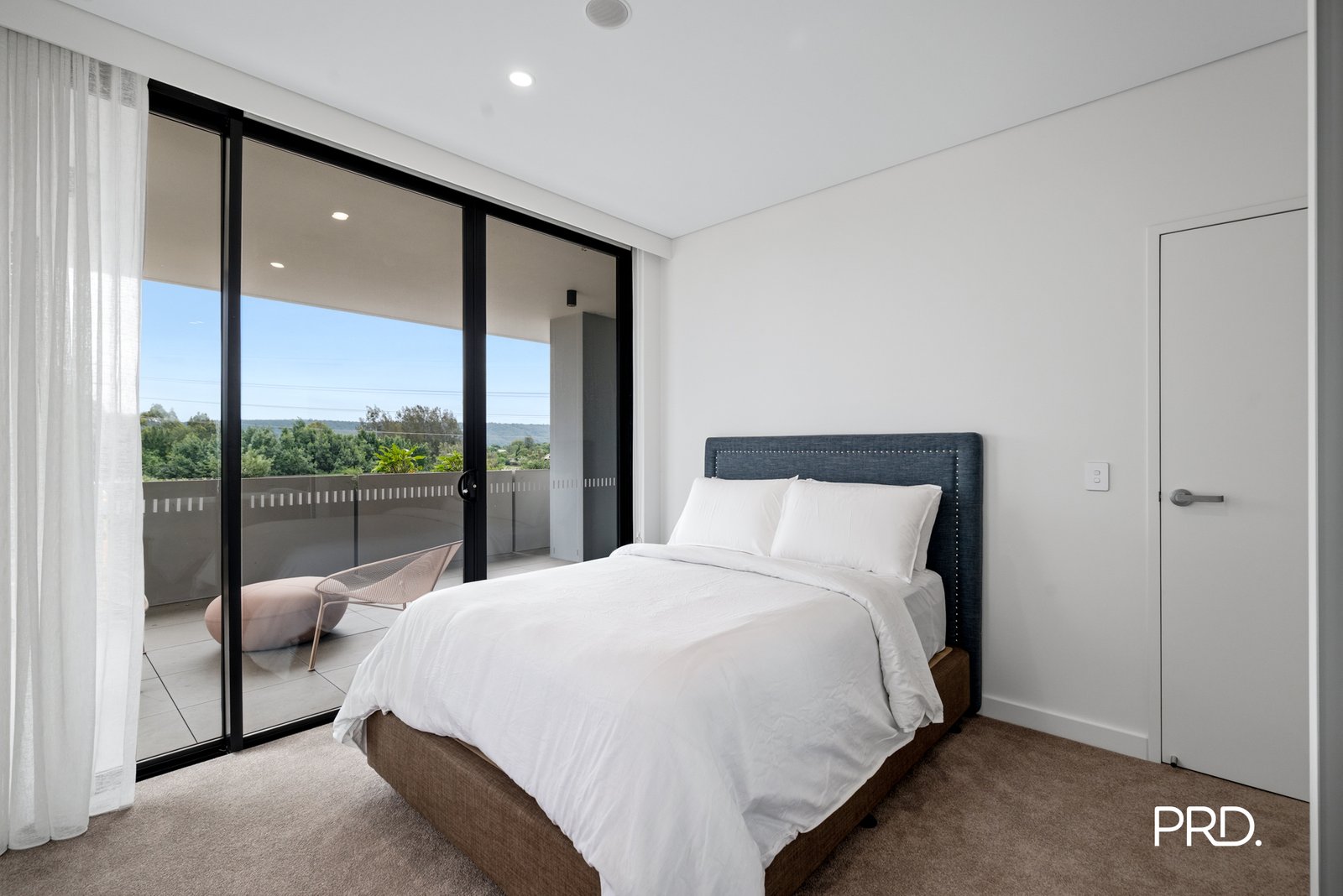 6 Retreat Dr  Penrith 13