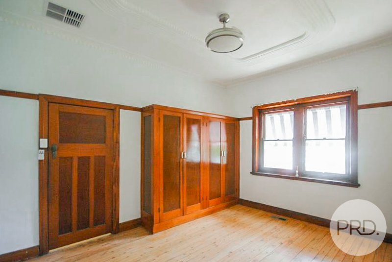 6 Rhoda Ave  WAGGA WAGGA 4