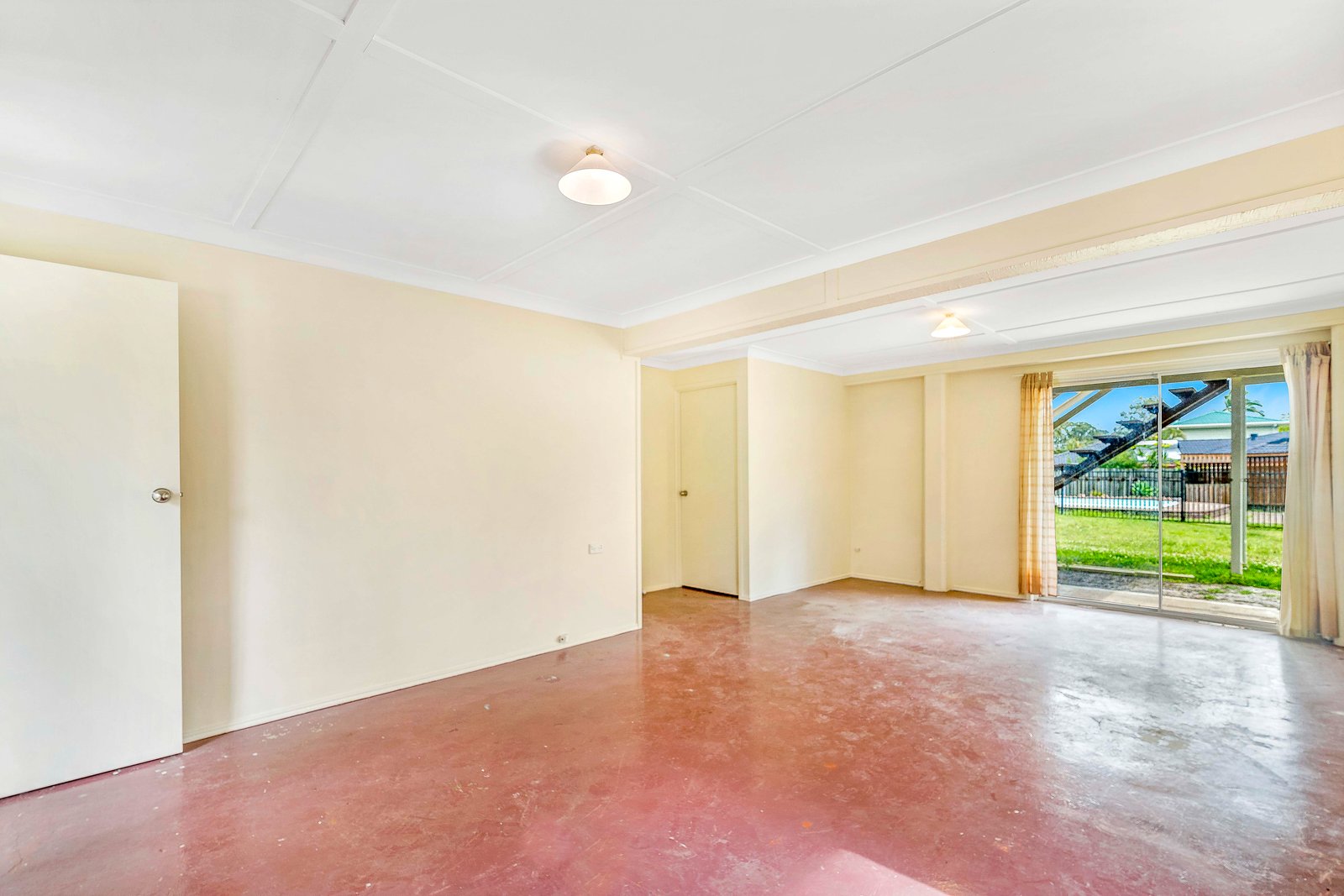 6 Rhodes Street, Loganlea QLD 4131