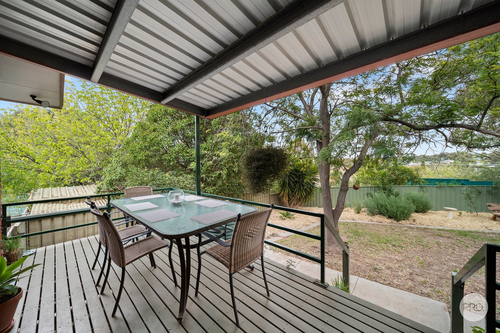 6 Richard Drive KANGAROO FLAT 11