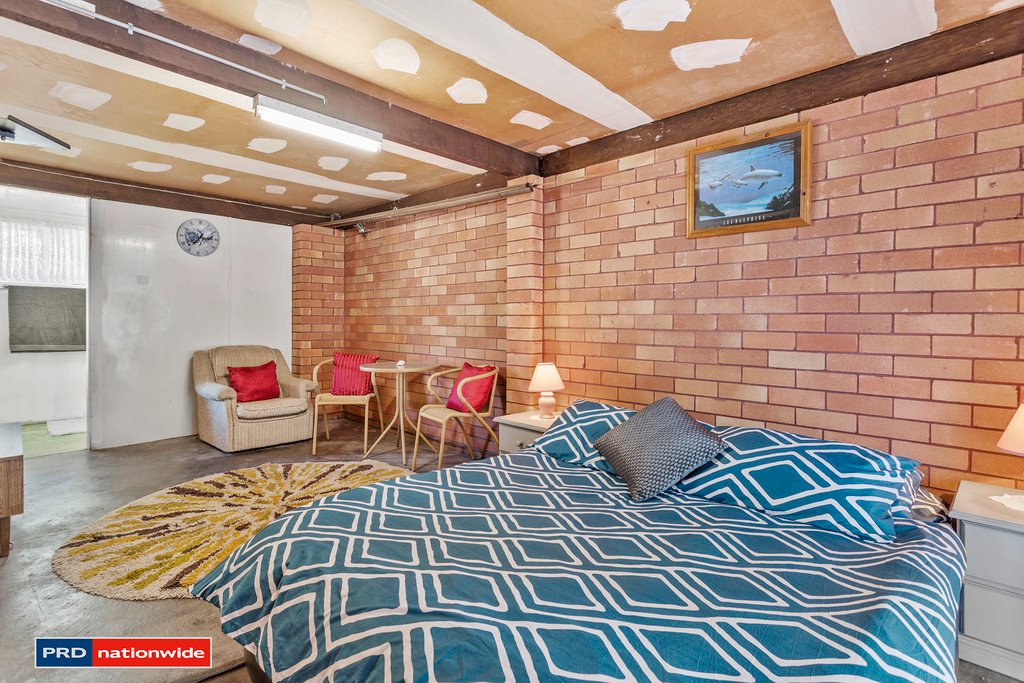 6 Rigney Street SHOAL BAY 16