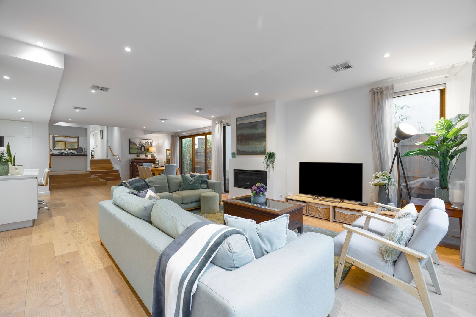 Gallery: 6 Riversdale Court