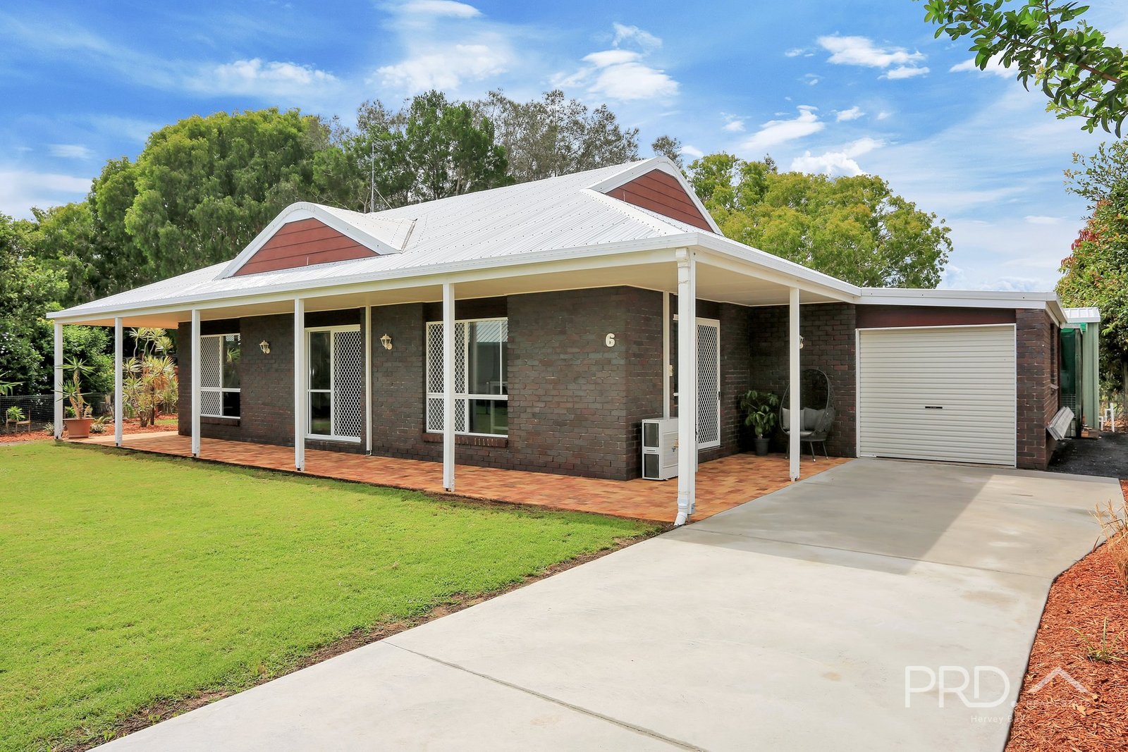 6 Robb Court URANGAN 3