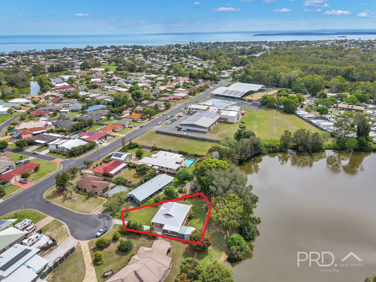 6 Robb Court URANGAN 27