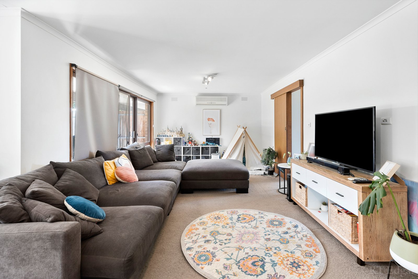 Real Estate and Property in 6 Robertson Court, Point Lonsdale, VIC