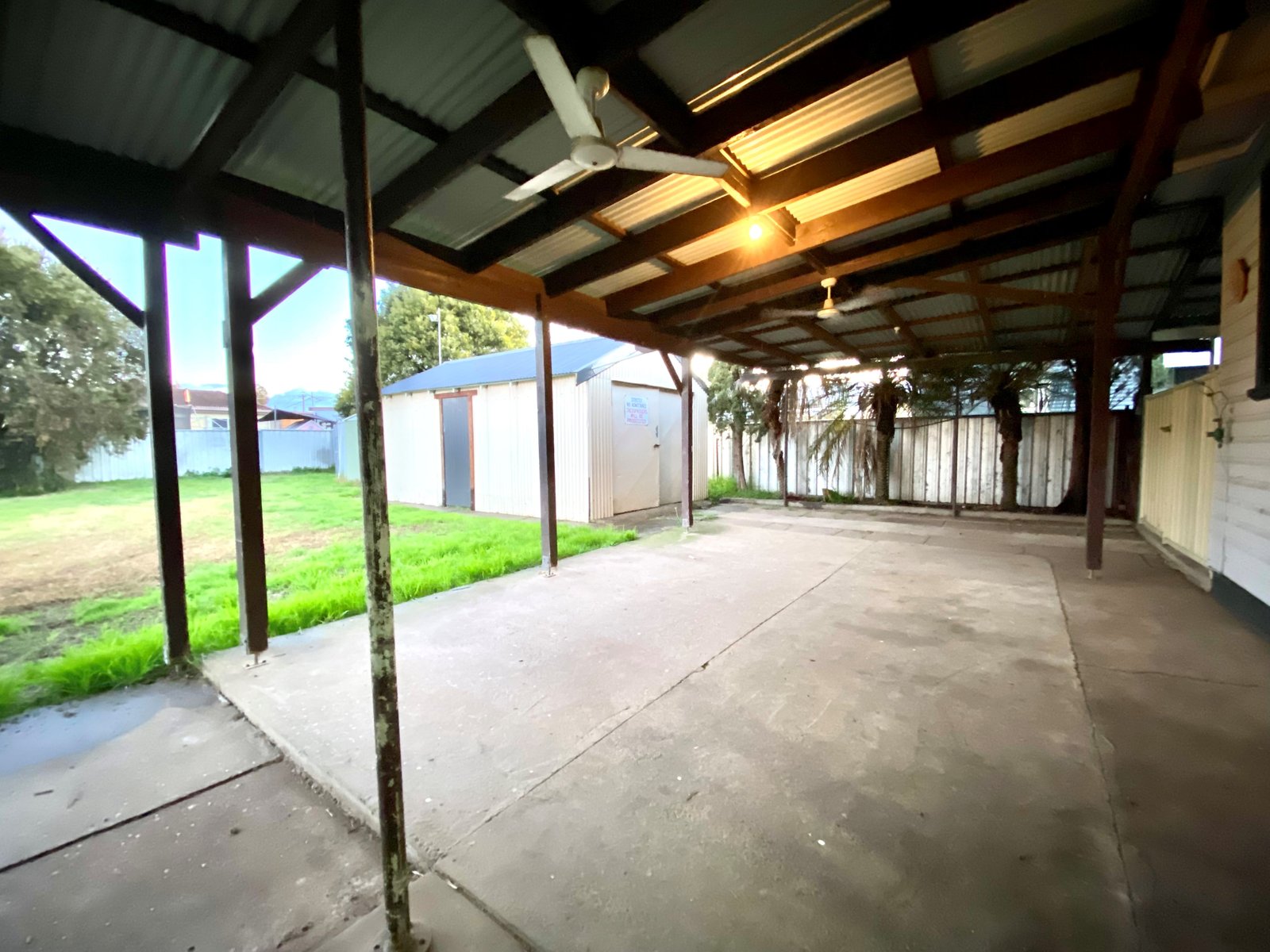 6 Robina Street TAMWORTH 7