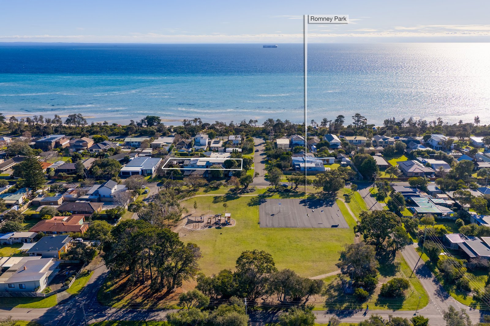 Real Estate and Property in 6 Romney Avenue, Tootgarook, VIC