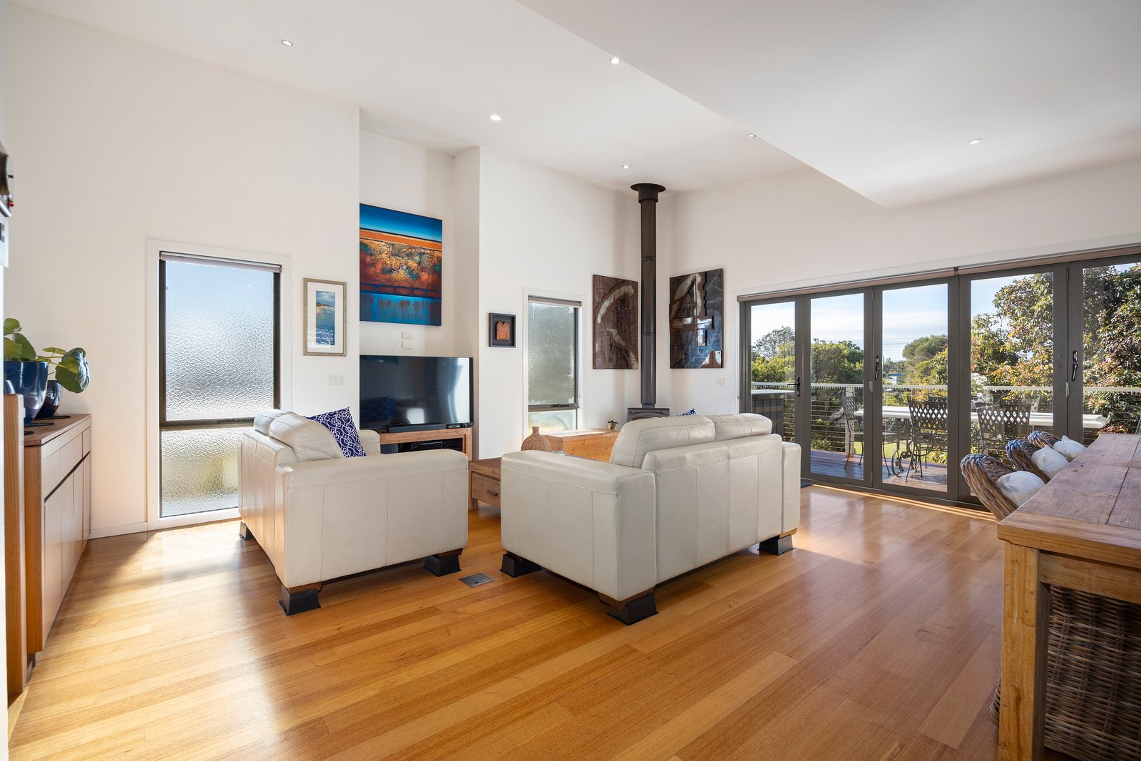 Real Estate and Property in 6 Romney Avenue, Tootgarook, VIC