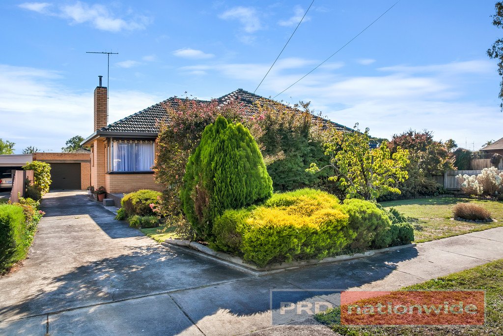 6 Romney Street WENDOUREE 1
